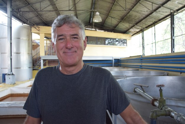 Robert dans une distilerie de Tequila