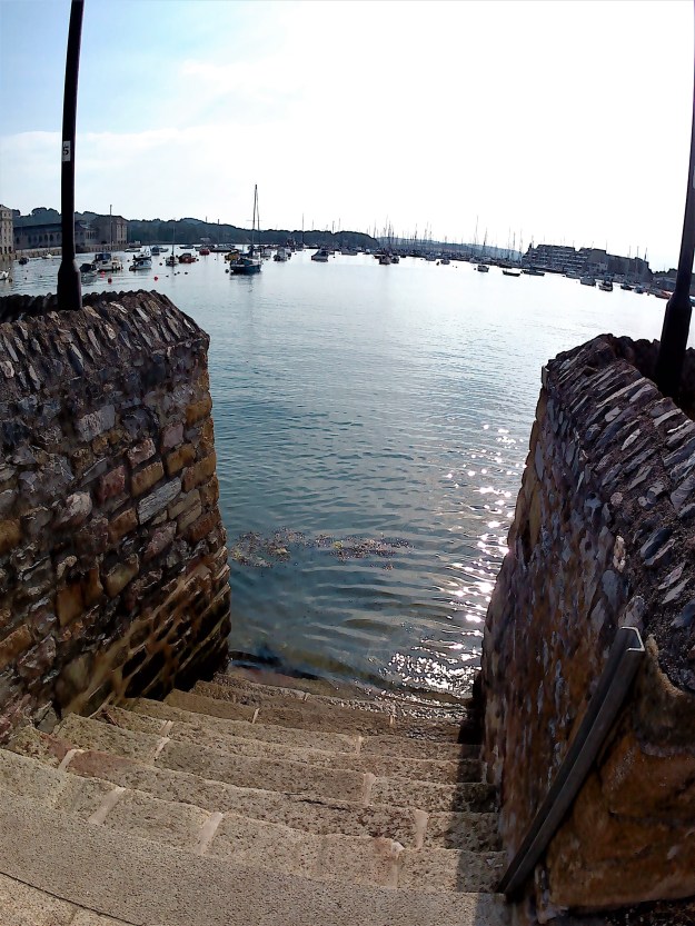 This photo is taken by AllWinner's v3-sdv