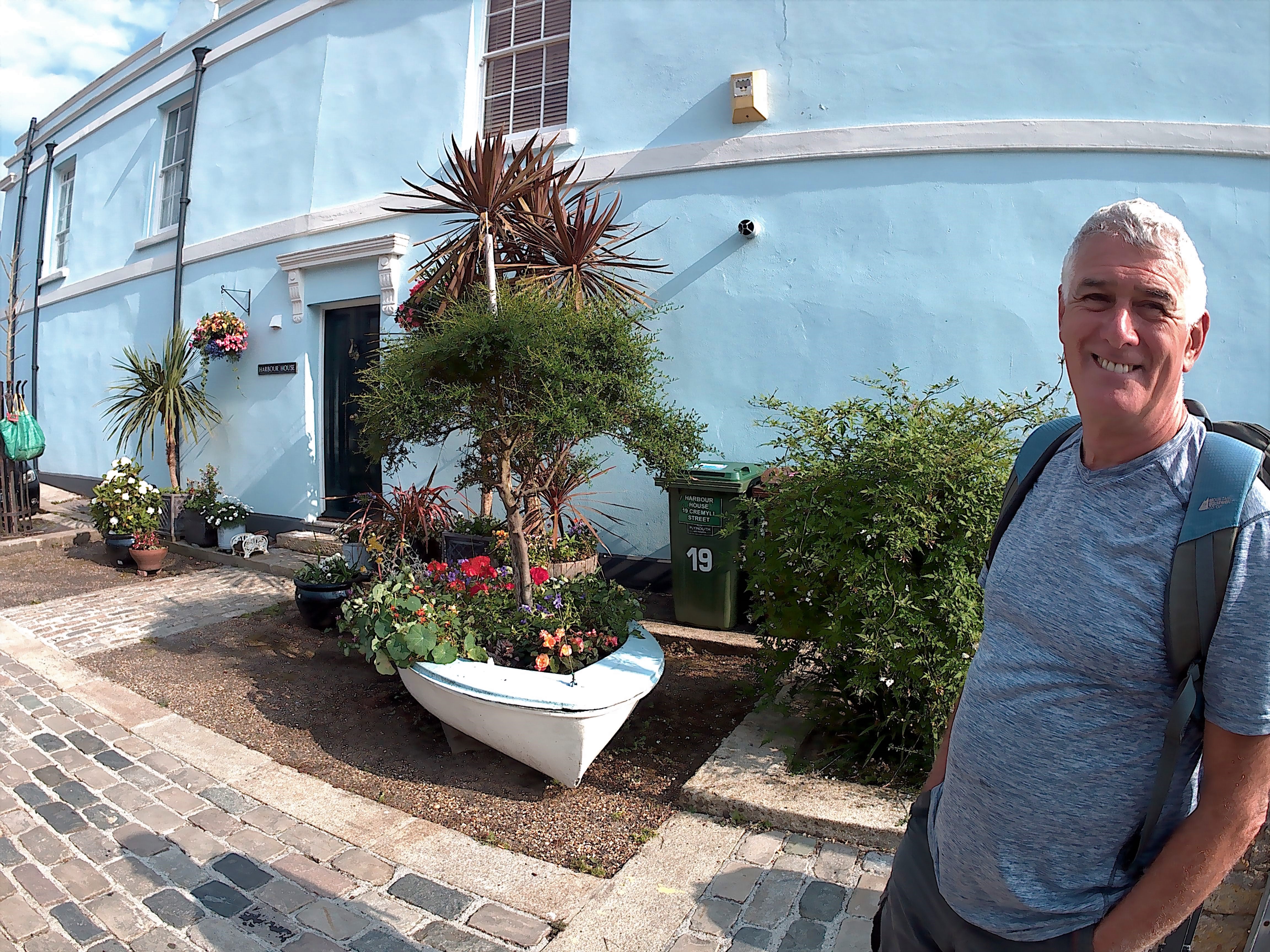 This photo is taken by AllWinner's v3-sdv